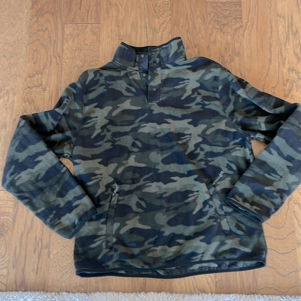 Aeropostale Camo Fleece